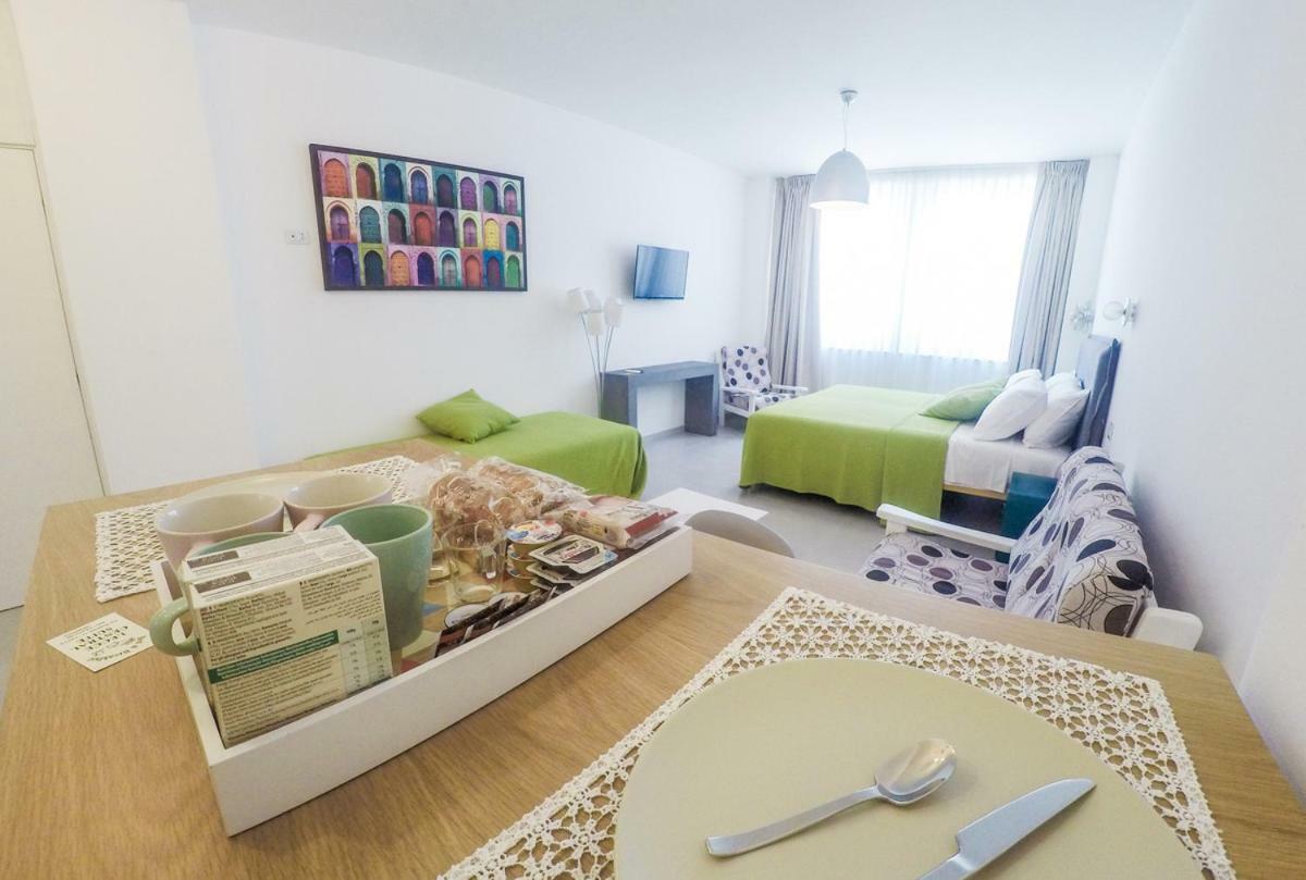 Central Suites Лечче Екстер'єр фото
