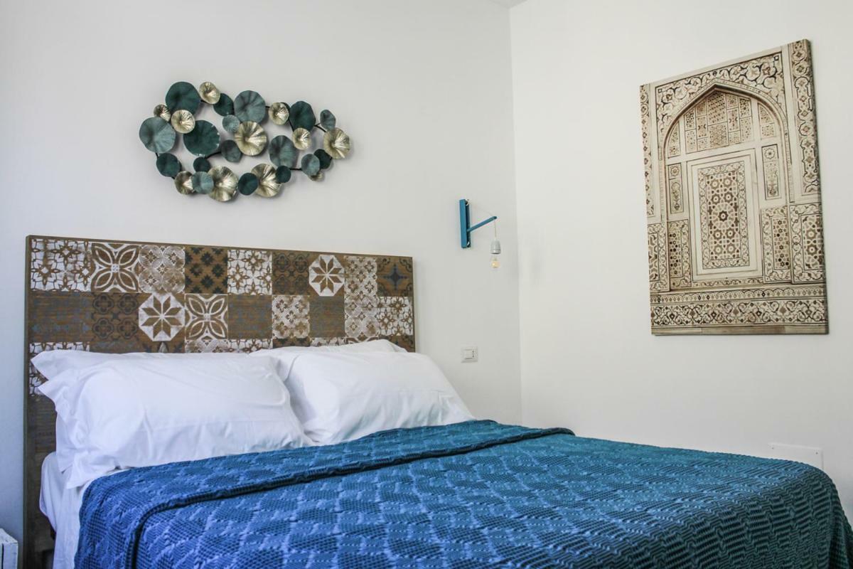 Central Suites Лечче Екстер'єр фото