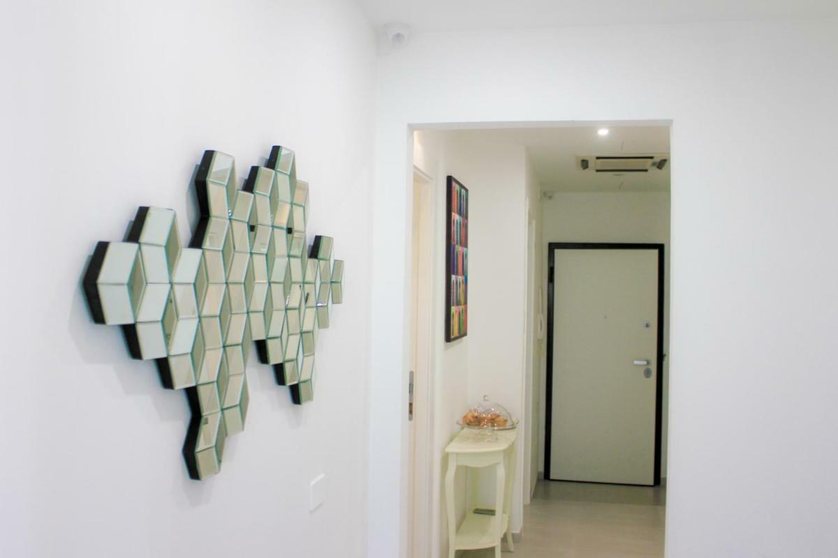 Central Suites Лечче Екстер'єр фото
