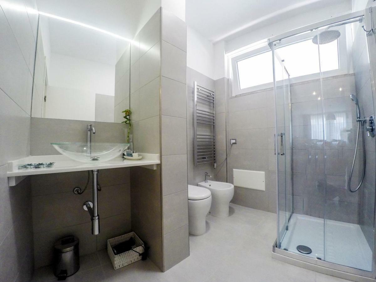 Central Suites Лечче Екстер'єр фото